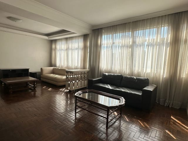 Apartamento 4 quartos e 2 banheiros, à venda, no bairro Savassi em Belo Horizonte