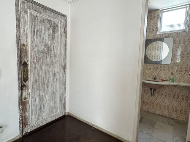 Apartamento 4 quartos e 2 banheiros, à venda, no bairro Savassi em Belo Horizonte