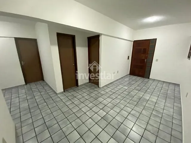 Apartamento 2 quartos e 1 banheiro, para alugar, no bairro Centro em Campina Grande