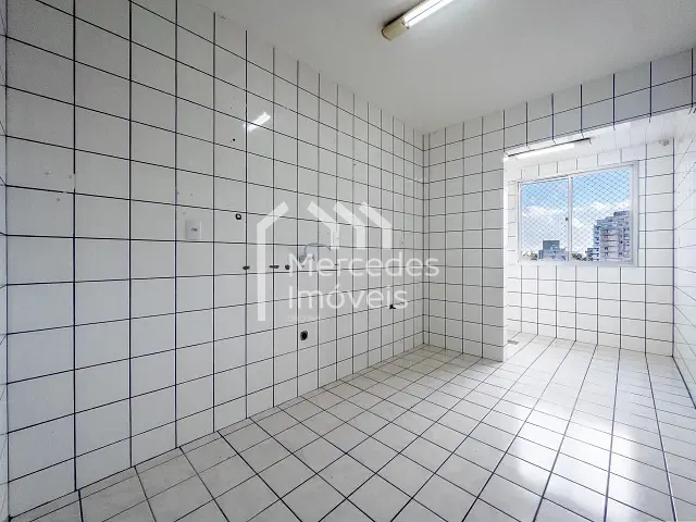 Apartamento com 125m² 2 quartos e 2 banheiros, para alugar, no bairro Centro em Itajaí