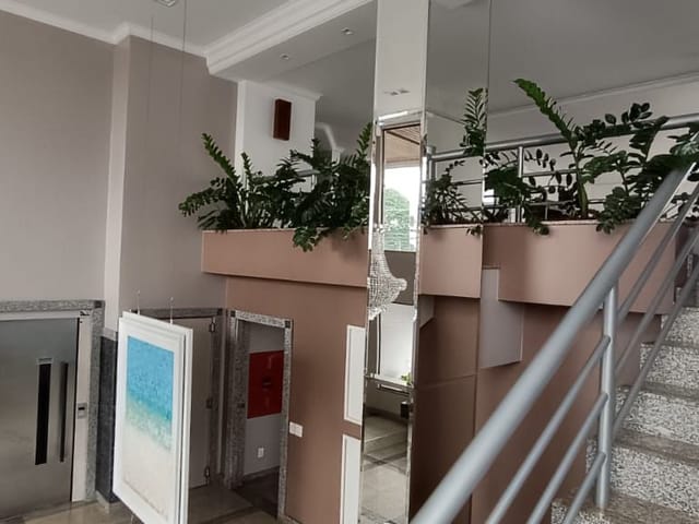 Apartamento com 190m² 4 quartos e 2 banheiros, à venda, no bairro Centro em Rolândia