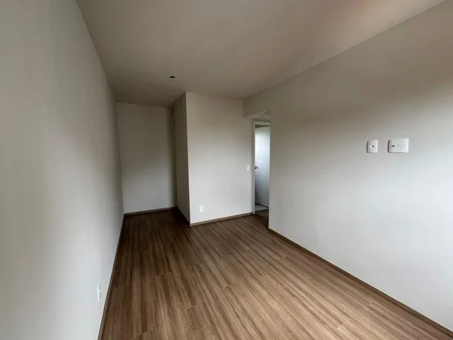 Apartamento com 10m² 2 quartos e 2 banheiros, à venda, no bairro Aurora em Londrina