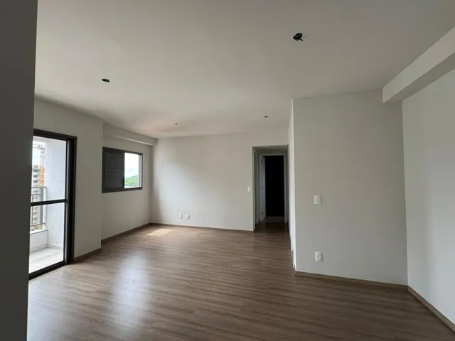 Apartamento com 10m² 2 quartos e 2 banheiros, à venda, no bairro Aurora em Londrina