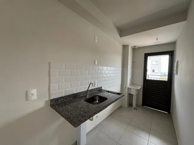 Apartamento com 10m² 2 quartos e 2 banheiros, à venda, no bairro Aurora em Londrina