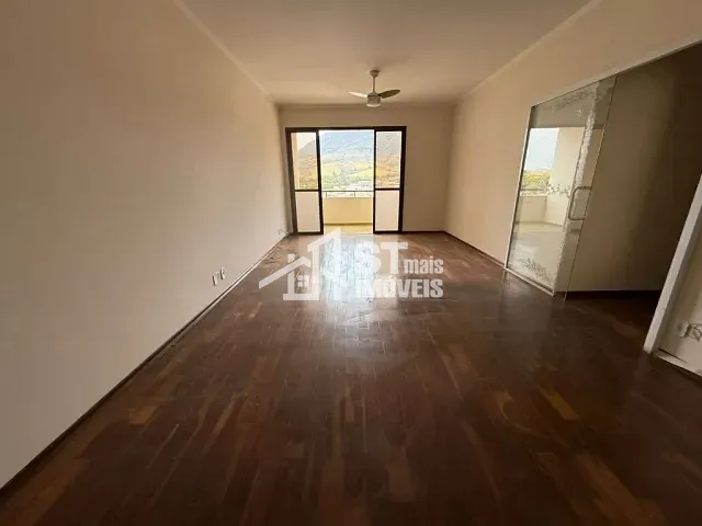 Apartamento com 101m² 3 quartos e 2 banheiros, à venda, no bairro Alto Alegre em Andradas