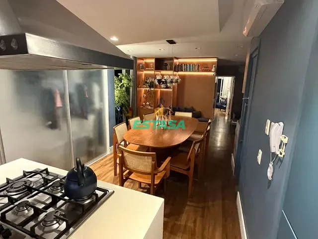 Apartamento 2 quartos e 3 banheiros, à venda, no bairro Botafogo em Rio de Janeiro