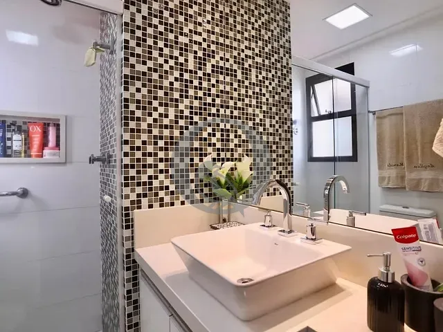 Apartamento 4 quartos e 3 banheiros, à venda, no bairro Vila Regente Feijó em São Paulo