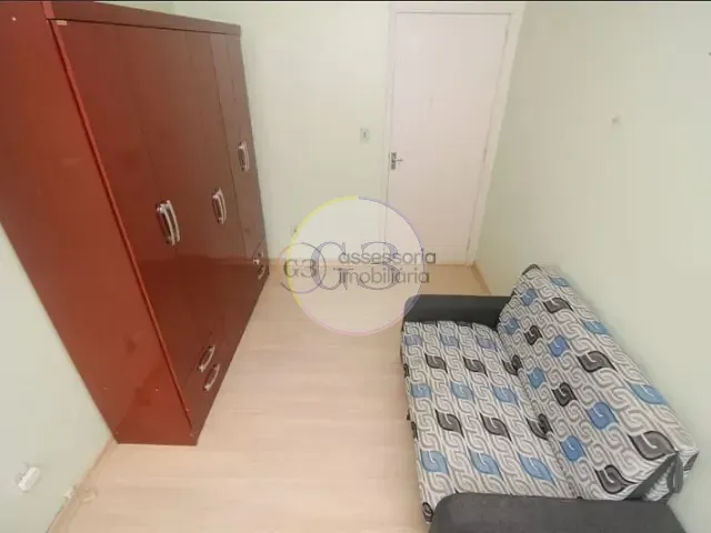 Apartamento 2 quartos e 1 banheiro, para alugar, no bairro Centro em Pelotas