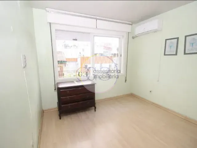 Apartamento 2 quartos e 1 banheiro, para alugar, no bairro Centro em Pelotas
