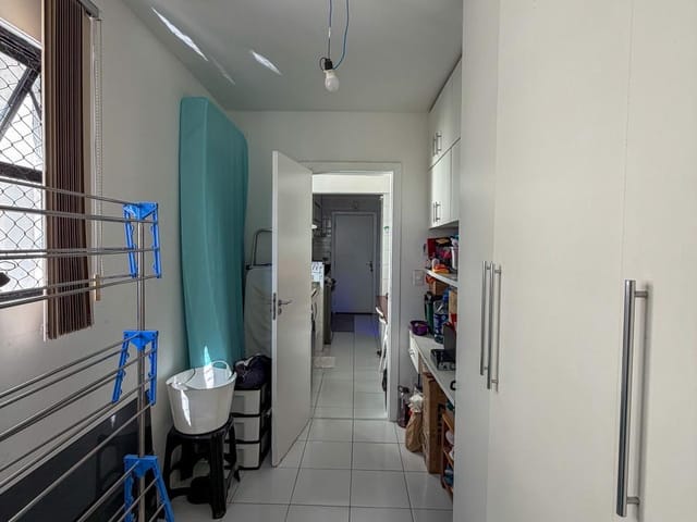 Apartamento 3 quartos e 2 banheiros, à venda, no bairro Grageru em Aracaju