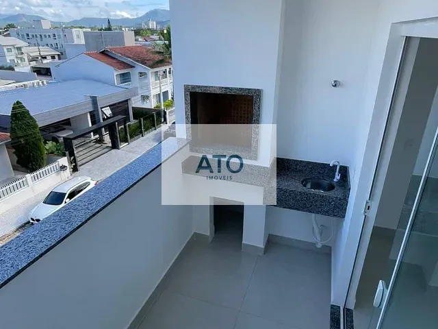 Apartamento com 97m² 3 quartos e 2 banheiros, para alugar, no bairro Centro em Tijucas