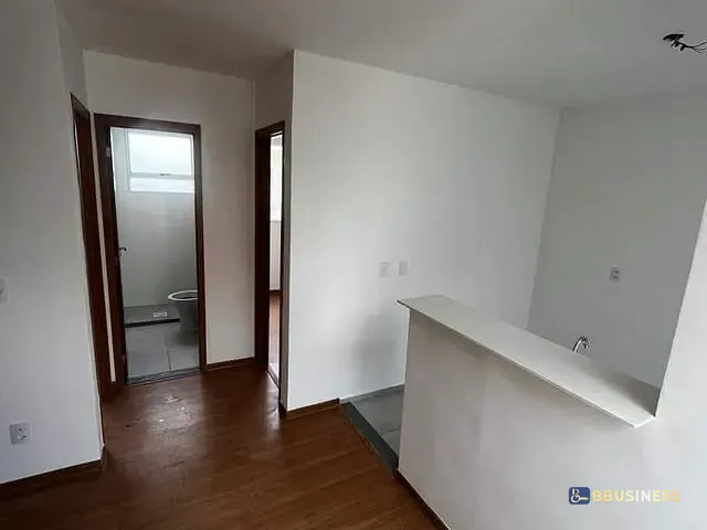 Apartamento com 42m² 2 quartos e 1 banheiro, para alugar, no bairro Parque Pecuária em Campos dos Goytacazes