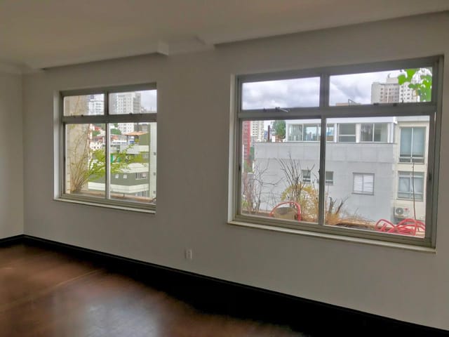 Apartamento 4 quartos e 1 banheiro, para alugar, no bairro São Pedro em Belo Horizonte