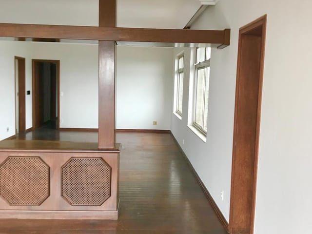 Apartamento 4 quartos e 1 banheiro, para alugar, no bairro São Pedro em Belo Horizonte