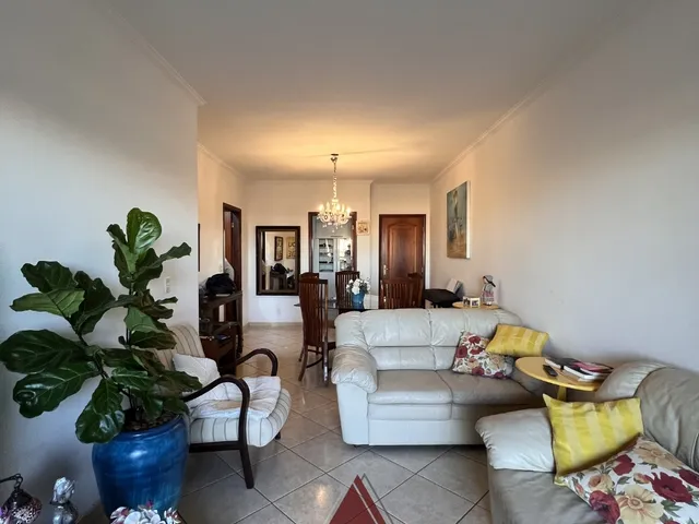 Apartamento com 136m² 3 quartos e 2 banheiros, à venda, no bairro Estação em Franca