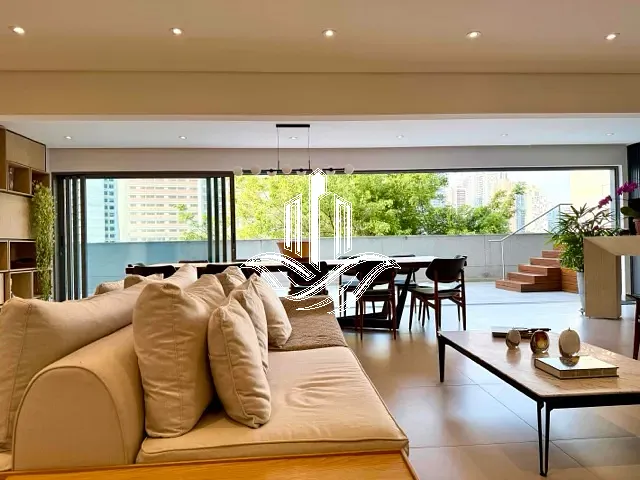 Apartamento 3 quartos e 5 banheiros, à venda, no bairro Jardim das Acácias em São Paulo