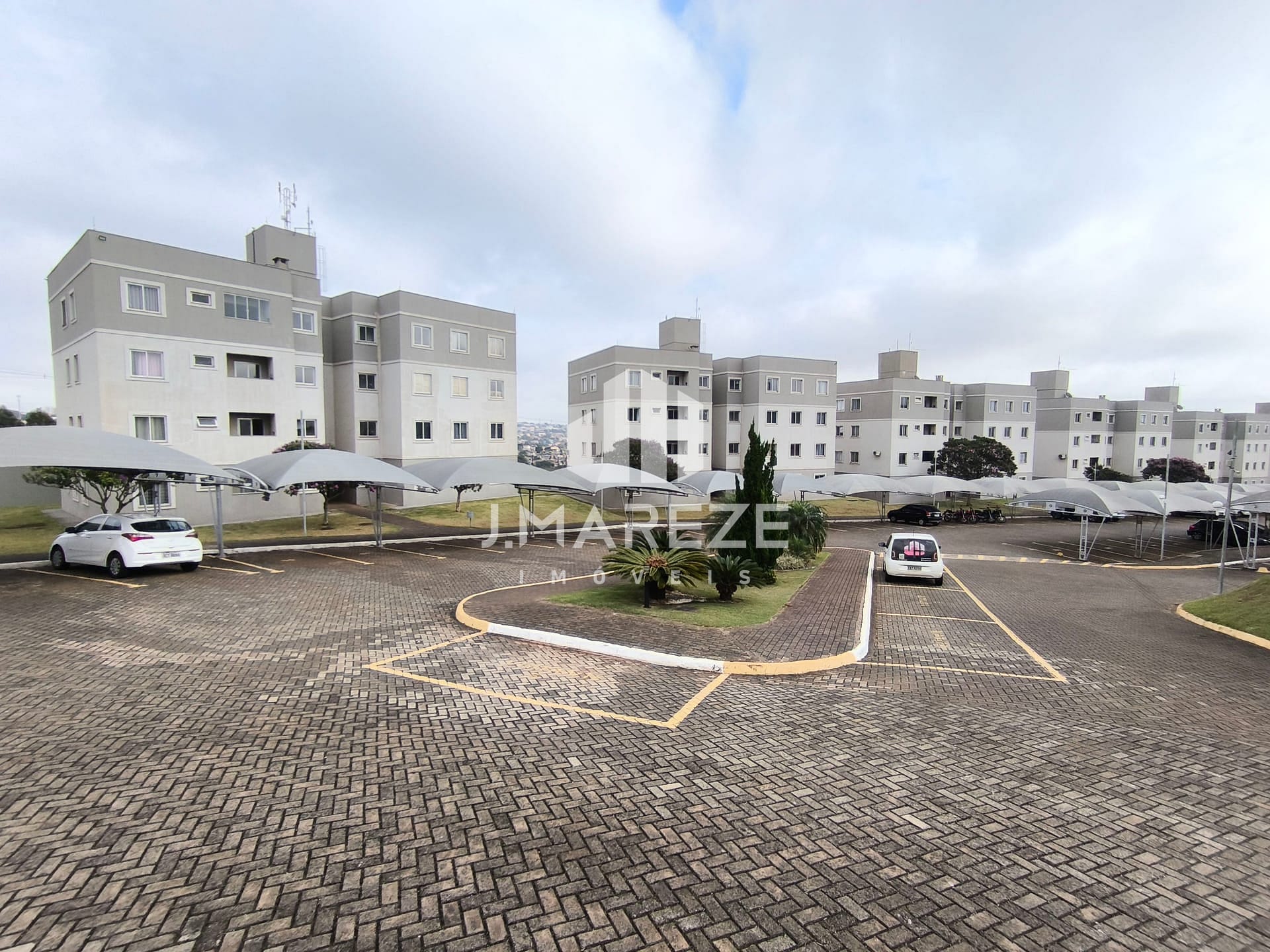 Apartamento à venda com 2 quartos, 50m² - Foto 2