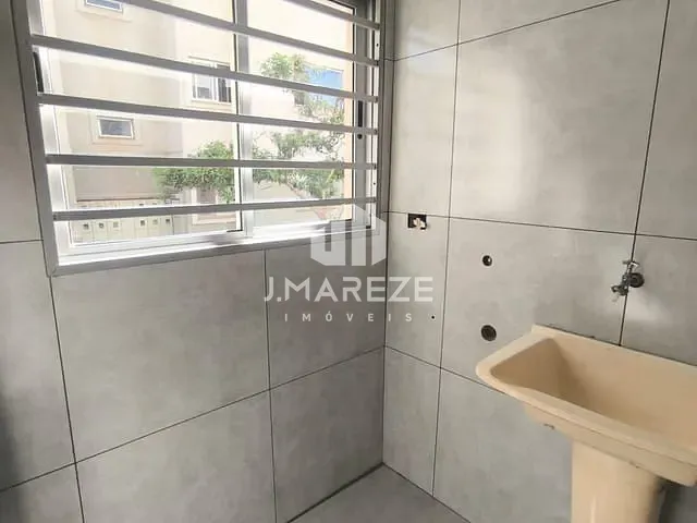 Apartamento 2 quartos e 1 banheiro, à venda, no bairro Jardim Aeroporto em Apucarana