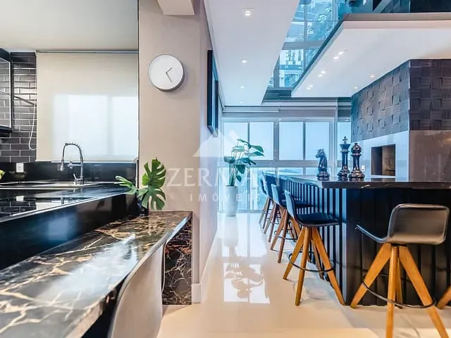 Apartamento com 337m² 3 quartos e 5 banheiros, à venda, no bairro Victor Konder em Blumenau