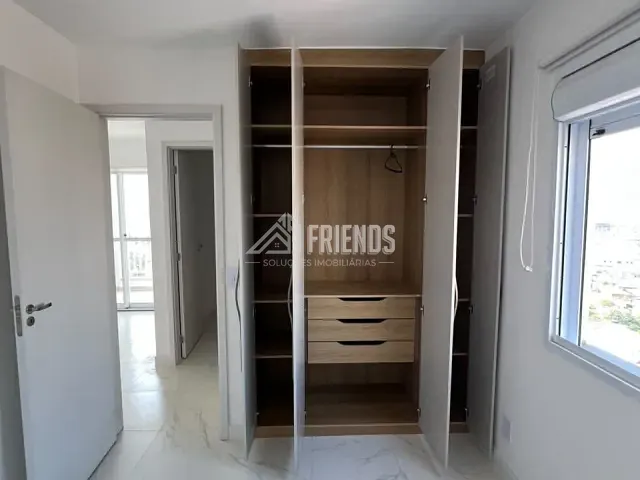 Apartamento 2 quartos e 1 banheiro, para alugar, no bairro Vila Firmiano Pinto em São Paulo