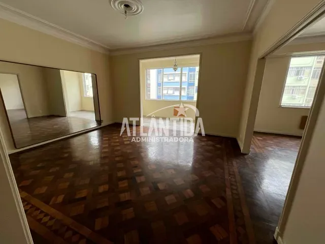 Apartamento com 205m² 4 quartos e 4 banheiros, à venda, no bairro Copacabana em Rio de Janeiro