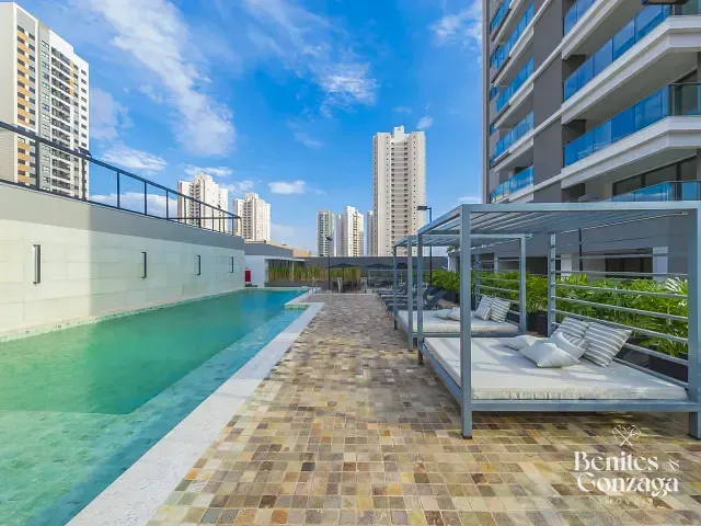 Apartamento com 218m² 3 quartos e 3 banheiros, à venda, no bairro Zona 08 em Maringá