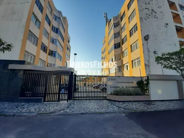 Apartamento com 220m² 3 quartos e 2 banheiros, à venda, no bairro Grageru em Aracaju