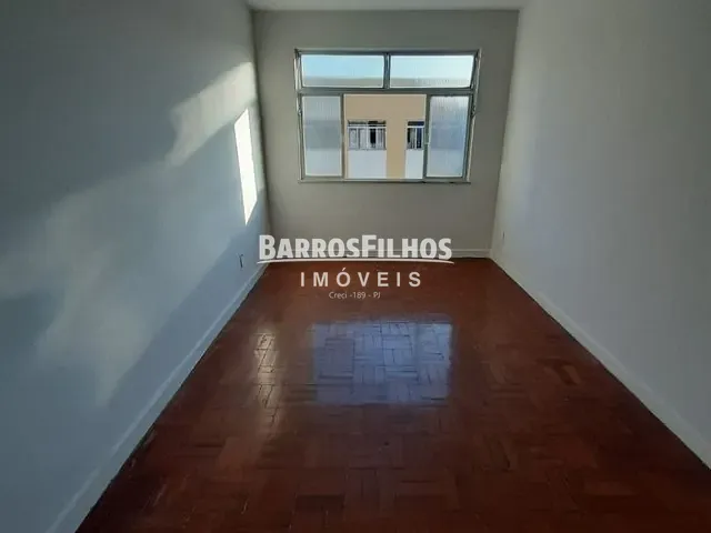 Apartamento com 220m² 3 quartos e 2 banheiros, à venda, no bairro Grageru em Aracaju