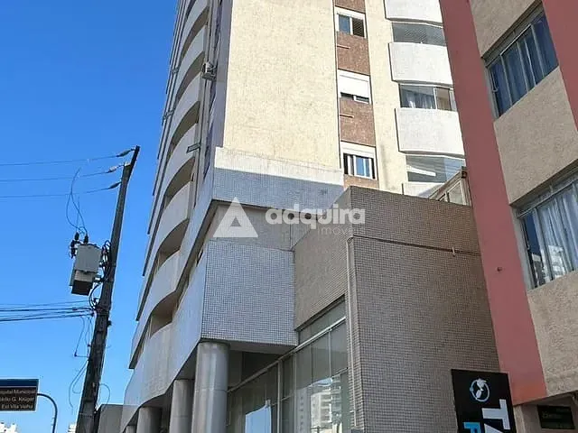 Apartamento com 210m² 3 quartos e 2 banheiros, à venda, no bairro Centro em Ponta Grossa