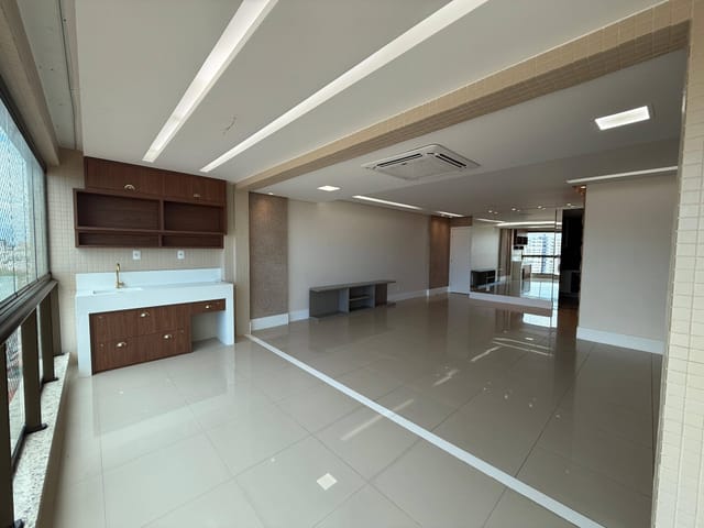 Apartamento 3 quartos e 3 banheiros, à venda, no bairro Luzia em Aracaju