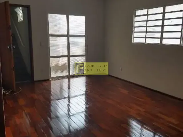 Apartamento 3 quartos e 2 banheiros, para alugar, no bairro Vila Ercília em São José do Rio Preto
