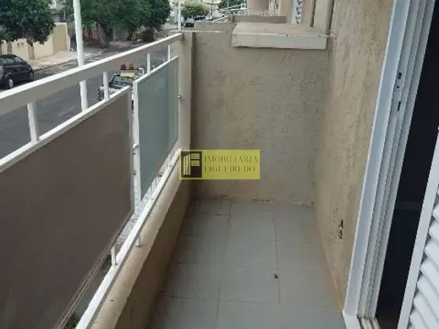 Apartamento 3 quartos e 2 banheiros, para alugar, no bairro Vila Ercília em São José do Rio Preto