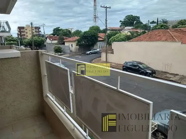 Apartamento 3 quartos e 2 banheiros, para alugar, no bairro Vila Ercília em São José do Rio Preto