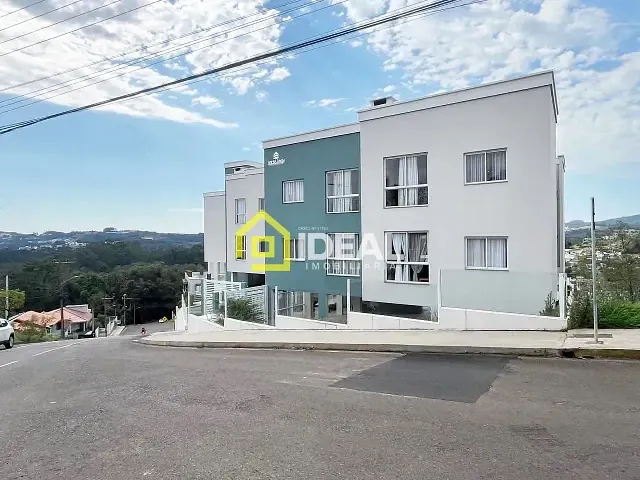 Apartamento com 56m² 2 quartos e 1 banheiro, à venda, no bairro Parque de Exposições em Concórdia