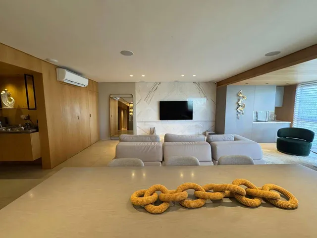Apartamento com 275m² 3 quartos e 5 banheiros, à venda, no bairro Gleba Fazenda Palhano em Londrina