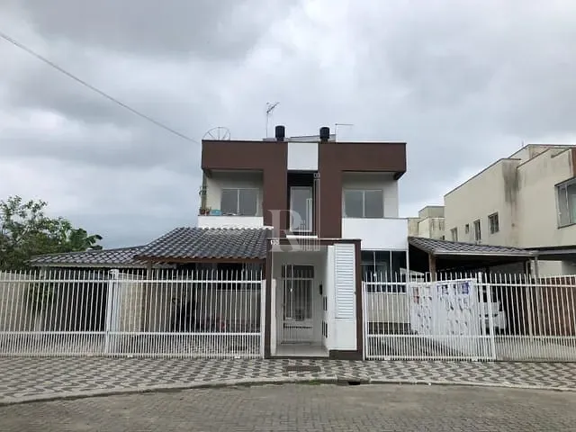 Apartamento 2 quartos e 1 banheiro, à venda, no bairro Areias em Tijucas