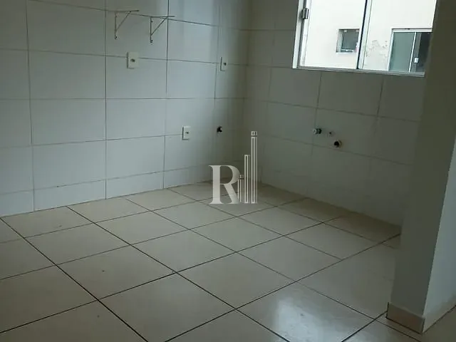 Apartamento 2 quartos e 1 banheiro, à venda, no bairro Areias em Tijucas