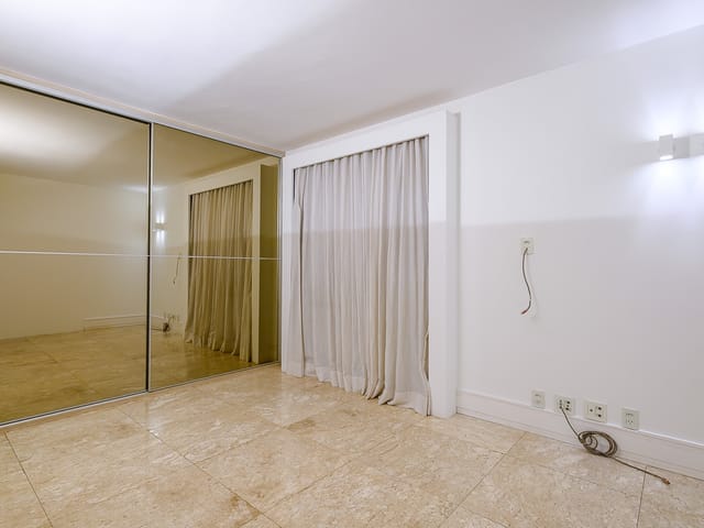 Apartamento 3 quartos e 4 banheiros, para alugar, no bairro Guará I em Brasília