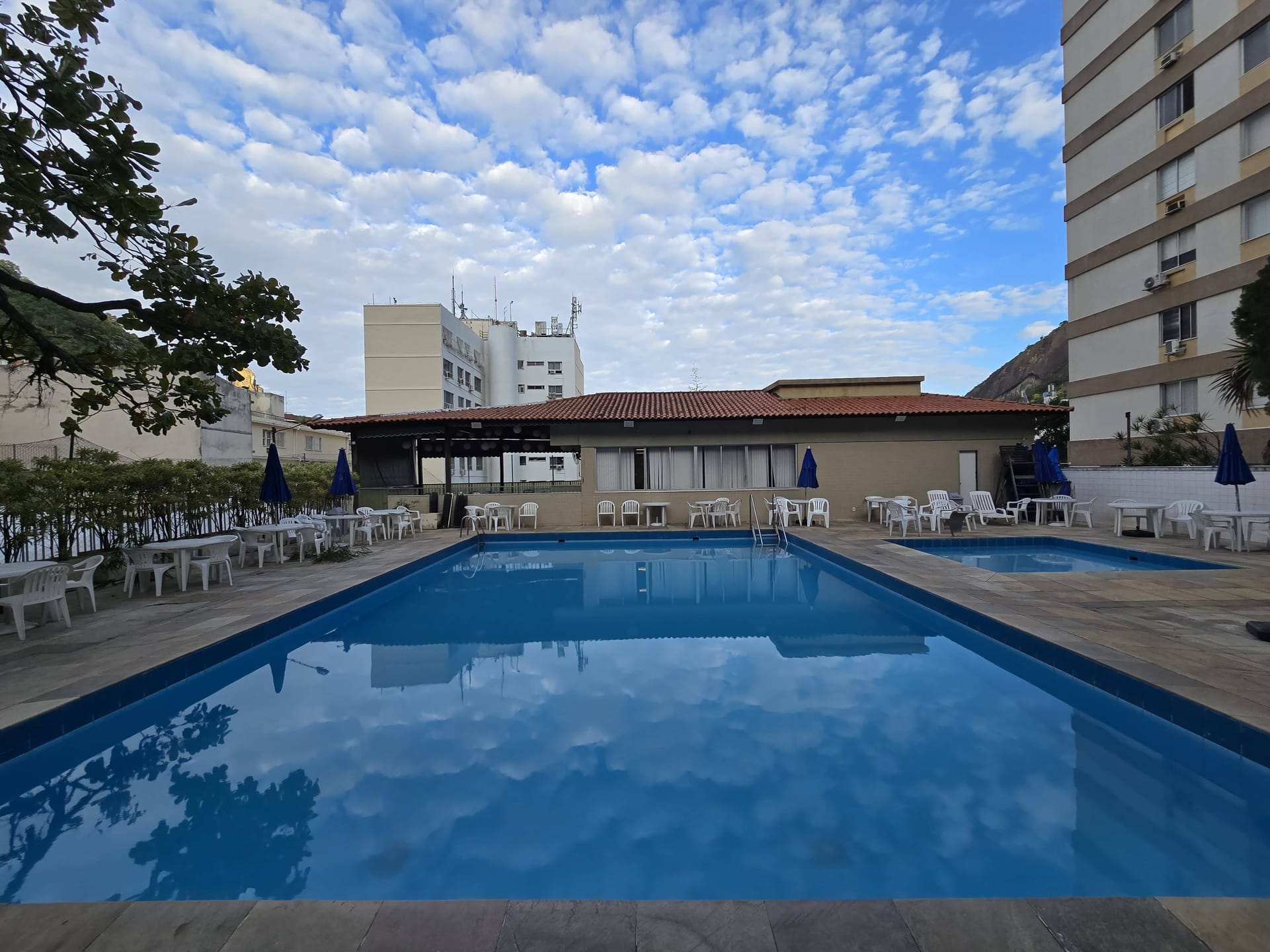 Apartamento à venda Rua Santa Clara - 3 quartos, 2 banheiro sociais, 2 vagas - 90 m² - Condomínio com infra completa