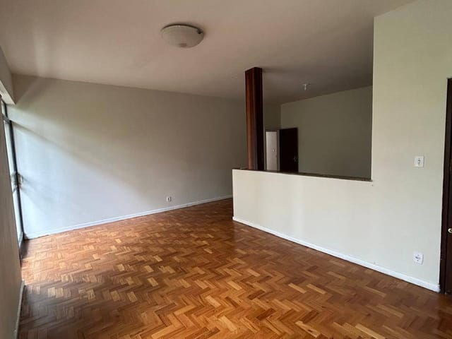 Apartamento 3 quartos e 3 banheiros, à venda, no bairro Funcionários em Belo Horizonte