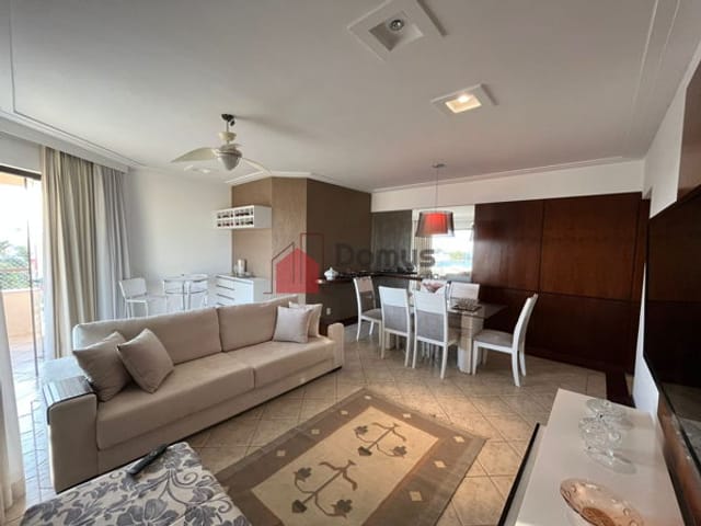 Apartamento à venda, no bairro Centro em Pindamonhangaba