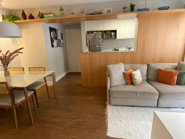 Apartamento 2 quartos e 2 banheiros, à venda, no bairro Vila Gumercindo em São Paulo
