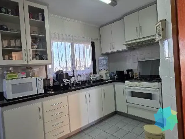 Apartamento 4 quartos e 3 banheiros, à venda, no bairro Centro em Salto