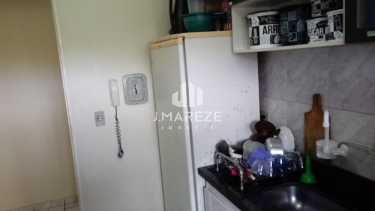 Apartamento à venda com 2 quartos, 47m² - Foto 2