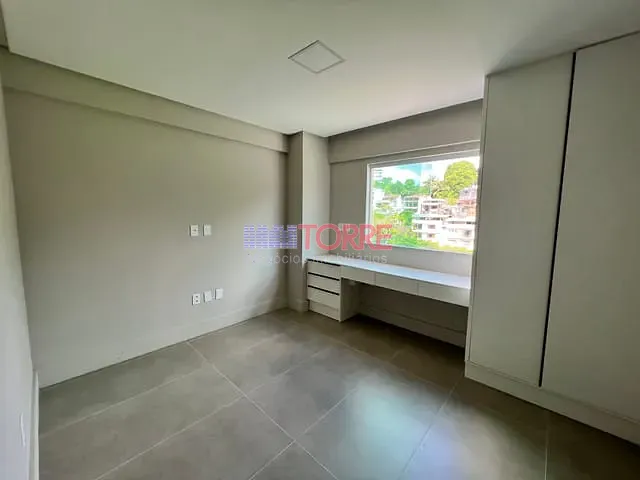 Apartamento 3 quartos e 3 banheiros, à venda, no bairro Castália em Itabuna