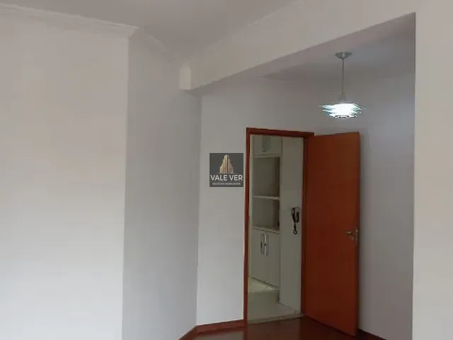 Apartamento 3 quartos e 1 banheiro, à venda, no bairro Jardim Apolo em São José dos Campos