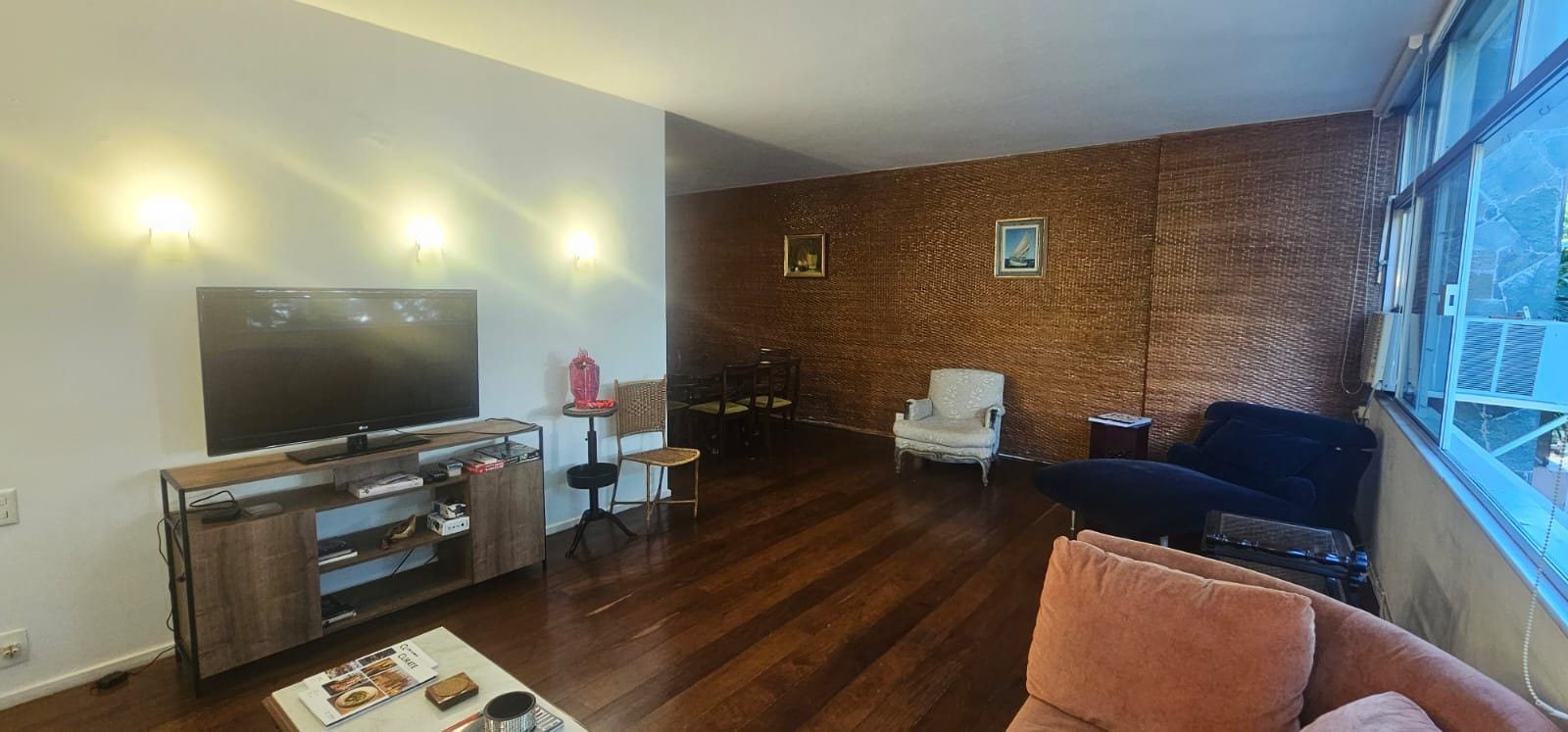 Rua Barão de Jaguaripe, 3 quartos, dependência completa, 130²m, 1 vaga