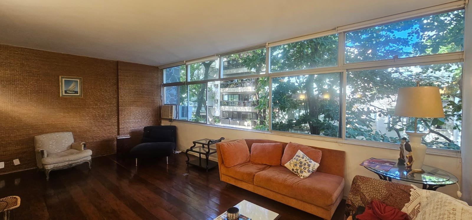 Rua Barão de Jaguaripe, 3 quartos, dependência completa, 130²m, 1 vaga