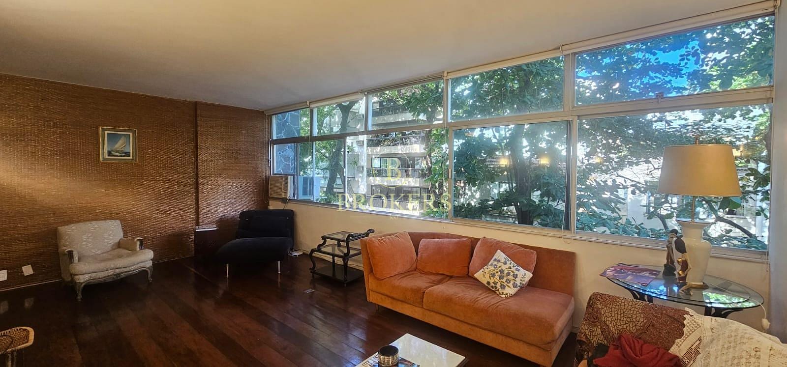 Rua Barão de Jaguaripe, 3 quartos, dependência completa, 130²m, 1 vaga