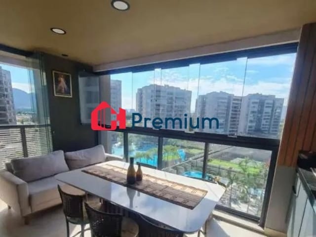Apartamento 2 quartos e 2 banheiros, à venda, no bairro Barra da Tijuca em Rio de Janeiro